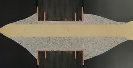 连接器针脚焊接接合部截面的拼接图像